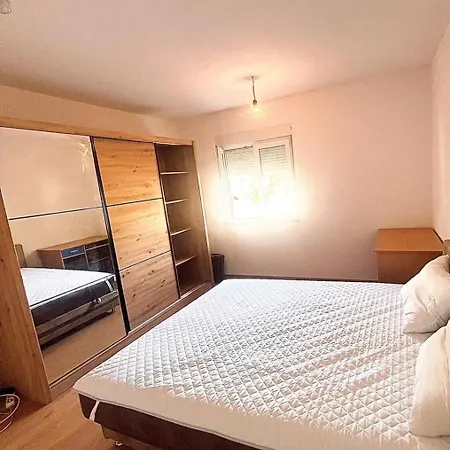 Milla Apartment *